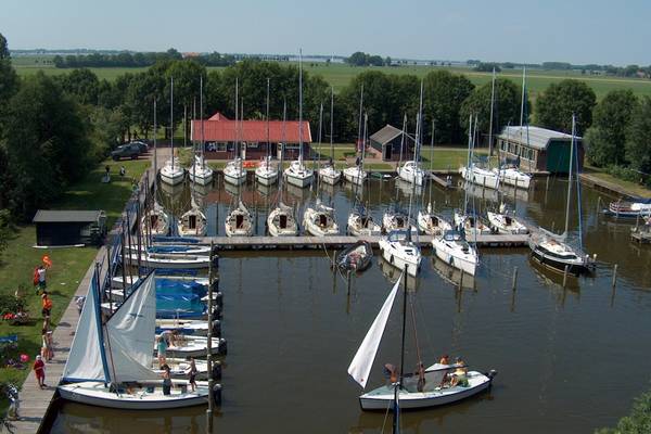 Boot huren in Friesland en varen op de Friese meren en het IJsselmeer