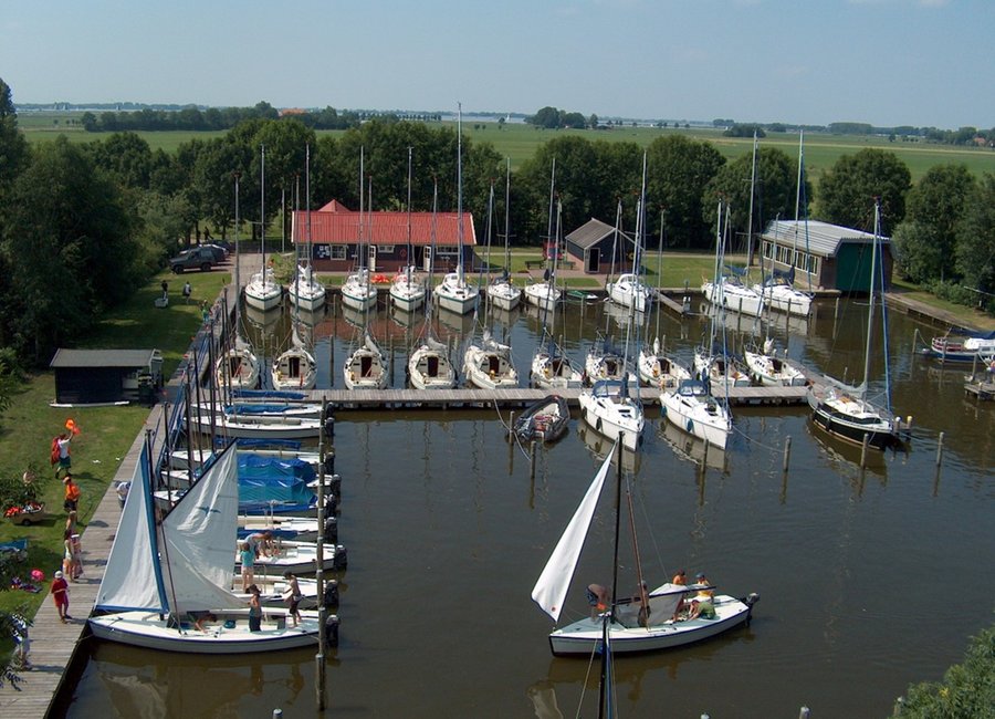 Boot huren in Friesland en varen op de Friese meren en het IJsselmeer