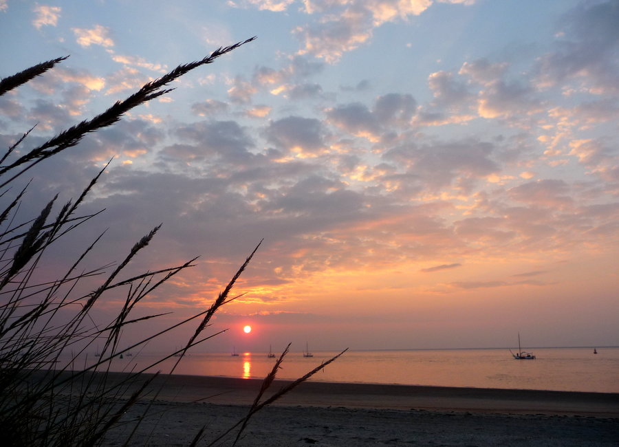 Motorboat rental in the Netherlands