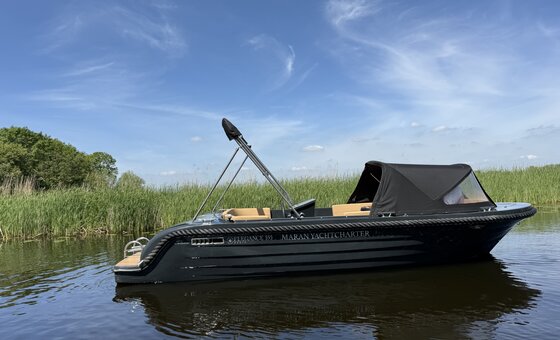Elegance 555 tender sloop for hire